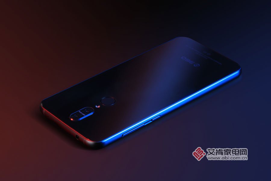 1699起 能当镜子的全面屏360手机N6Pro发布